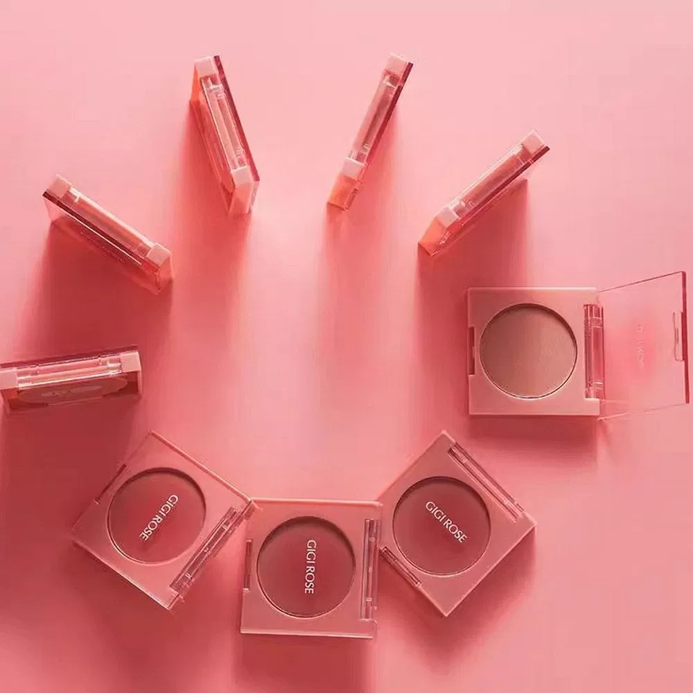 Soft-Focus Microdermabrasion Matte-Like Finish Monochrome Custom Blush Palette for Girly and Sweet Looks