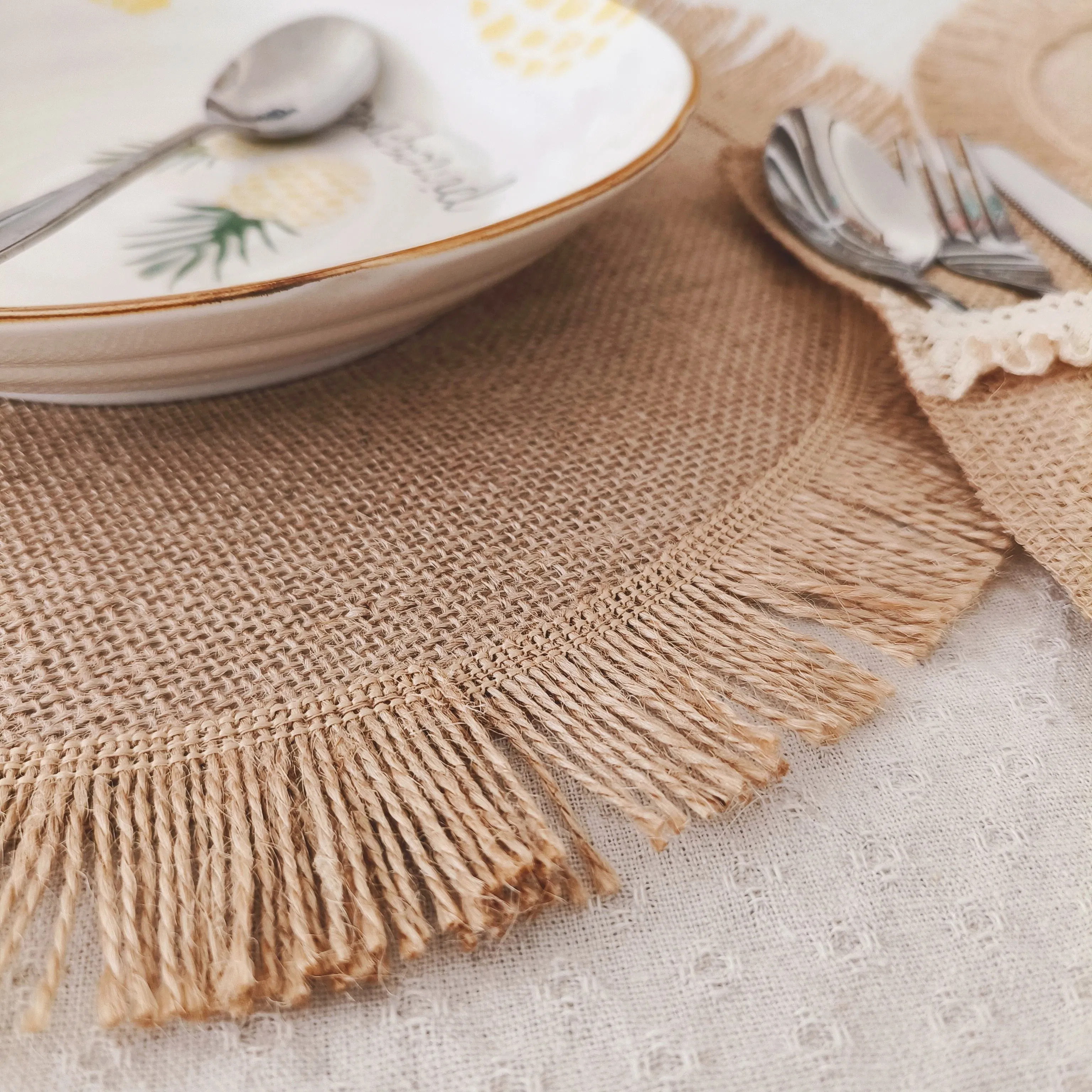 Custom Braided Burlap Placemats Roundnatural Jute Placemats with Tassels for Dinner Party Wedding