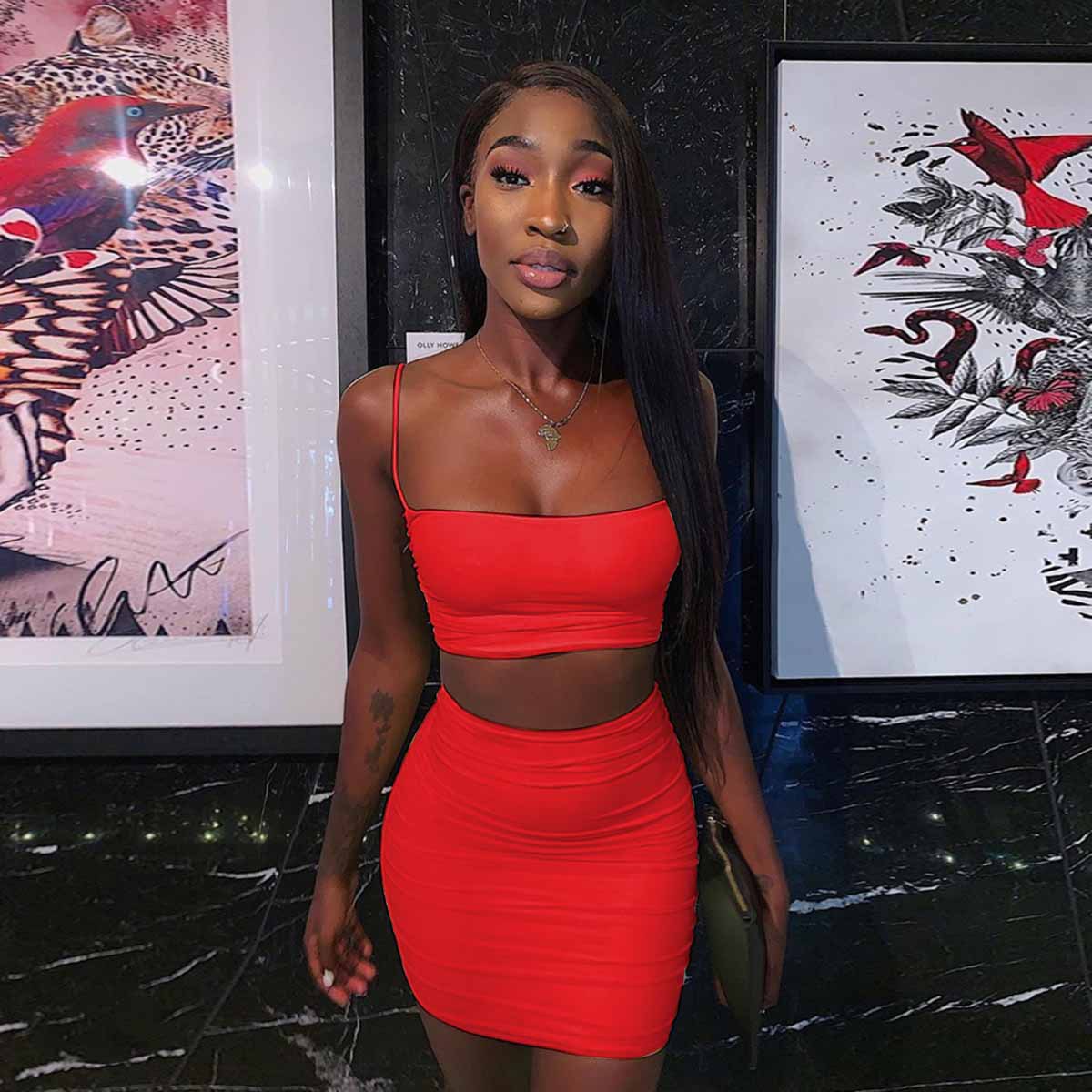 Комплект женский жилет на подтяжках и юбка плиссированная