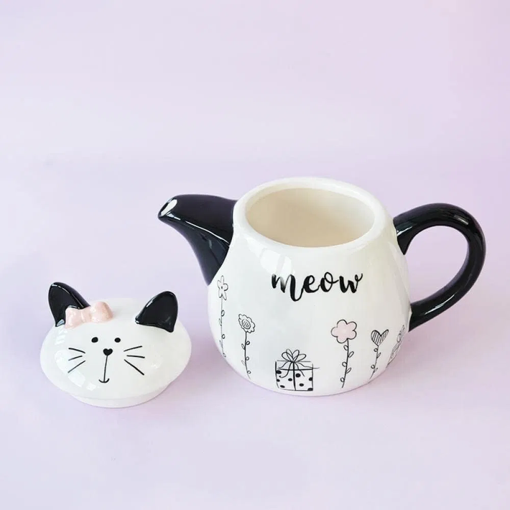 Unique Ceramic Cat Teapots Handmade Porcelain Animal Water Pots in Bulk