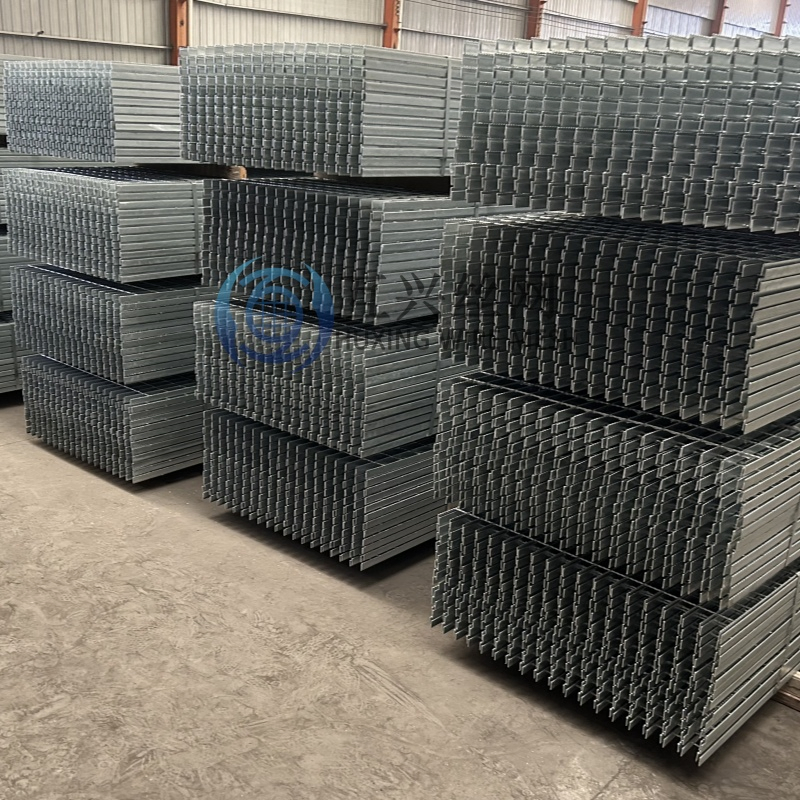 Stainless Steel Carbon Metal Floor Grating with Smooth Plain Tooth Flat Bearing Bar Galvanized Steel Grating for Industrial Commercial Building Materials