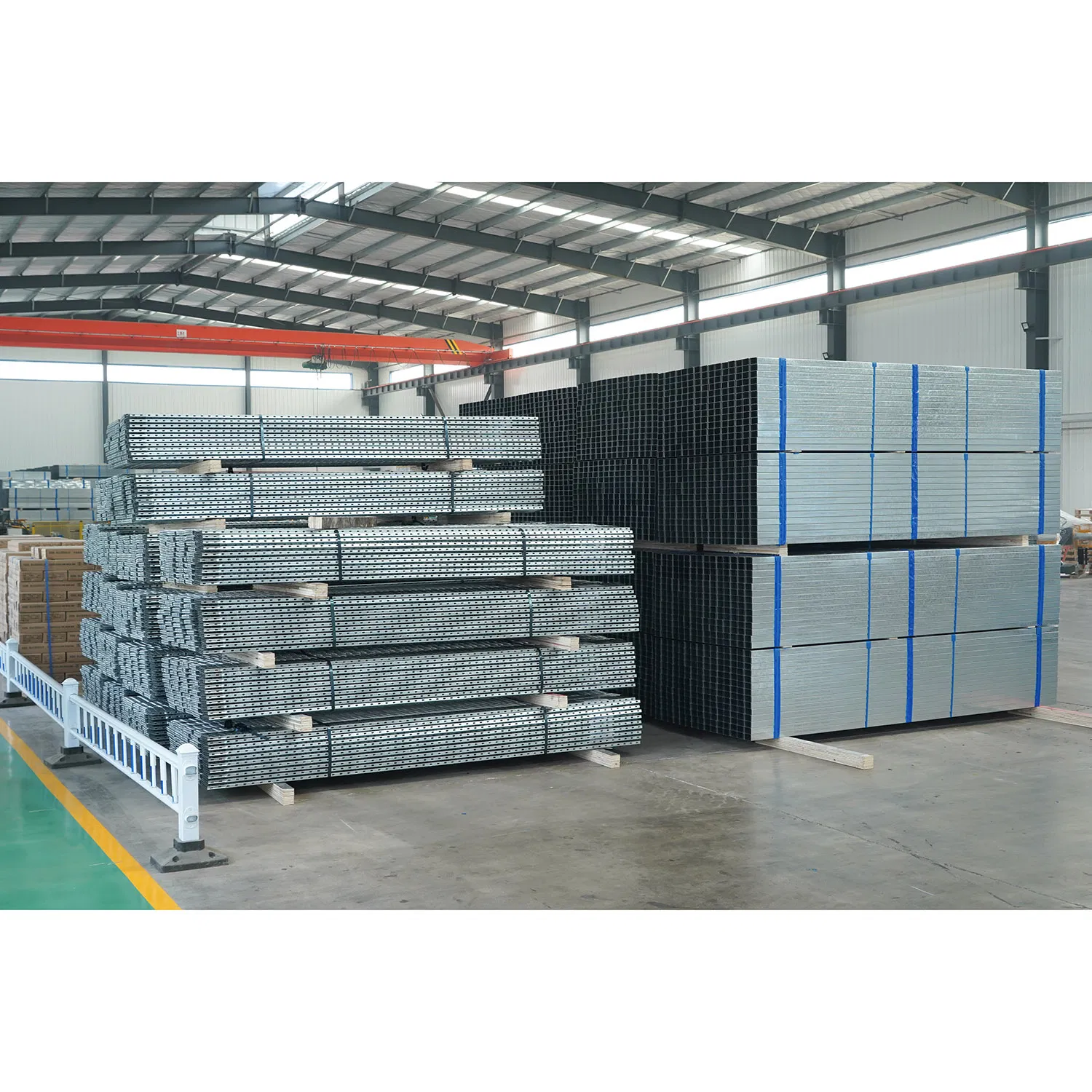 Light Gauge Steel Keel Top Quality Metal Track and Stud Drywall Light Steel Keel Metal Building Materials Galvanized Ceiling Grid Cassette Keel