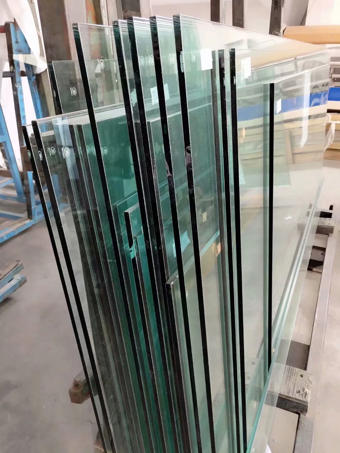 Color Grey Series Blue Series Low E Glass with Good Thermal Insulation Performance