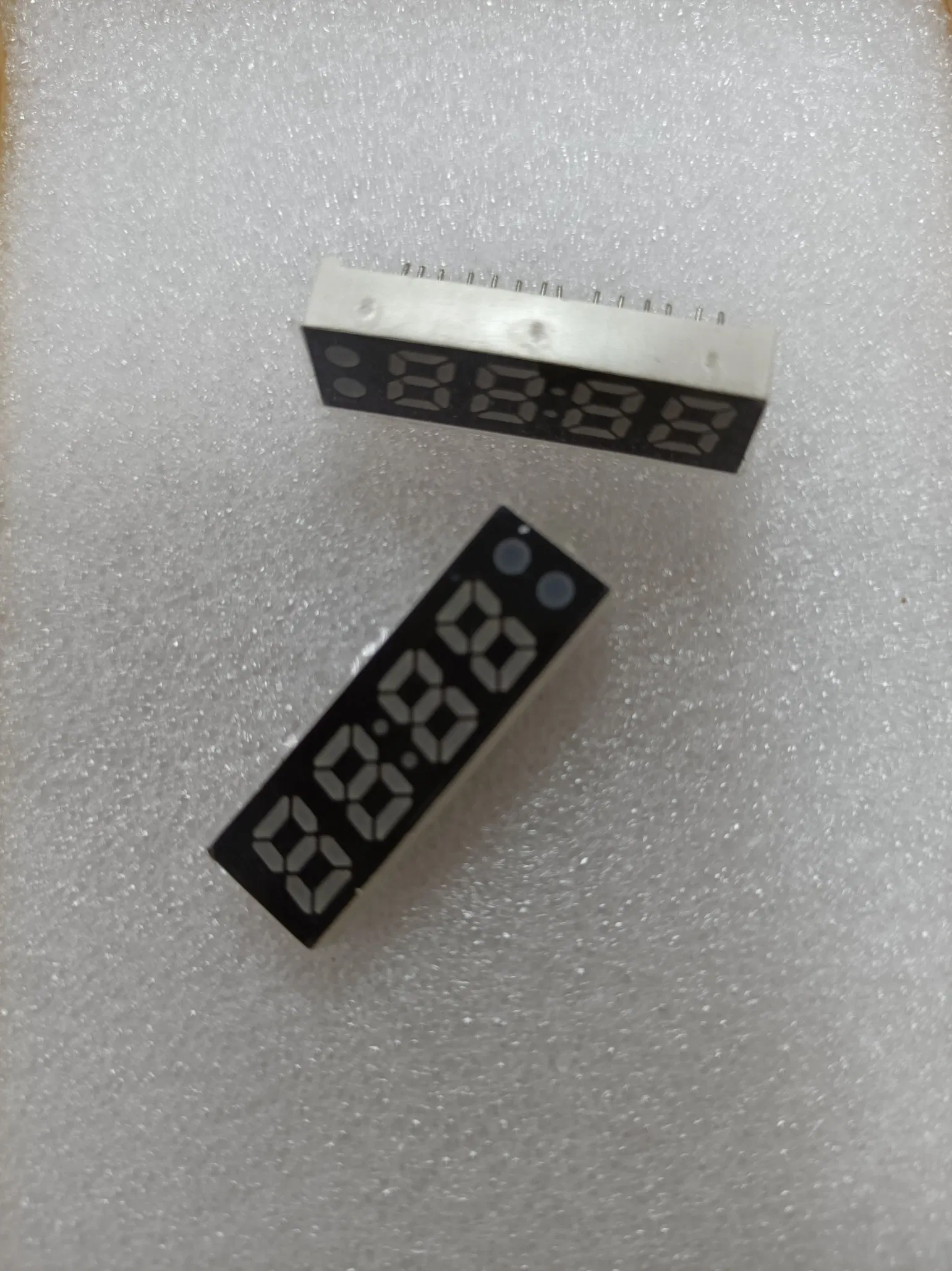 4 Digit 0.3 Inch SMD 7 Segment LED Display