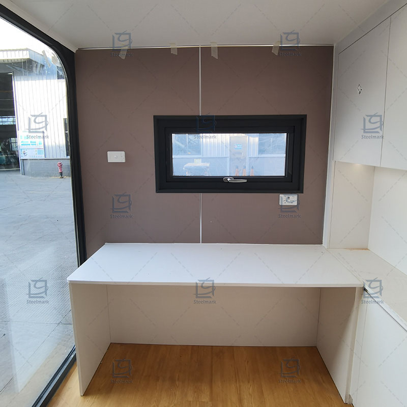 High-Quality Luxury Modern Modular Apple Cabin Environmental Friendly Container House Prefabricated Space Capsule