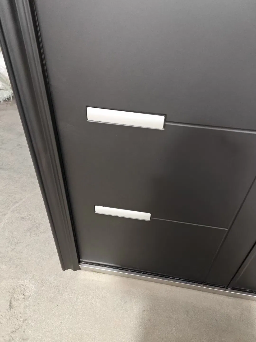 Стальная бронированная дверь Modern Luxury