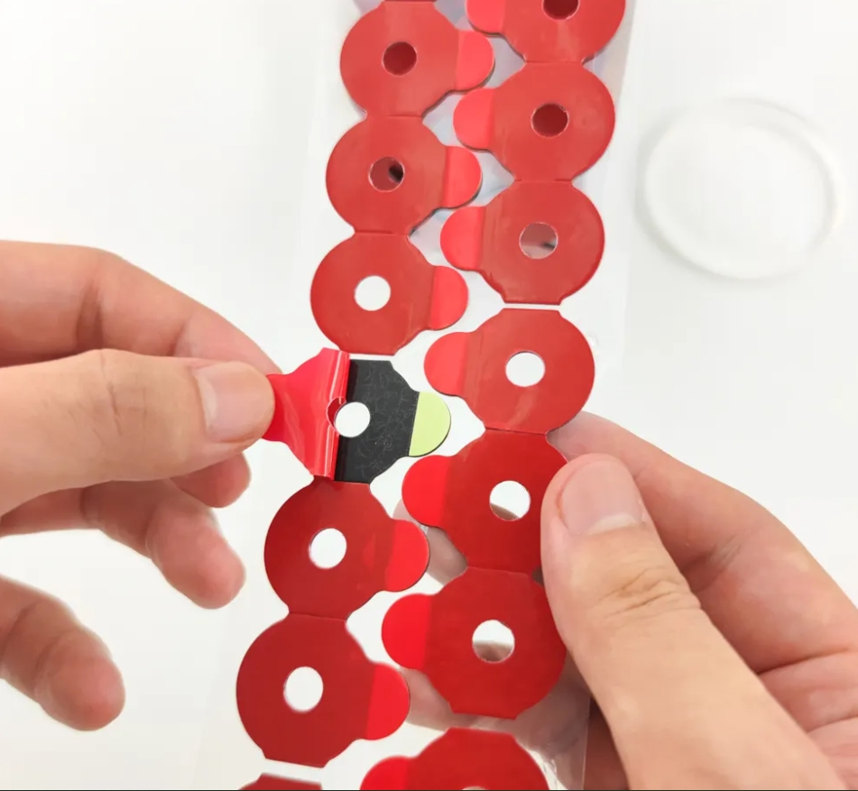 High Quality 24*30mm Blocking Pads for Super Hydrophobic Optical Lenses Red Lens Edging Pads for Lens Grinding Wholesale