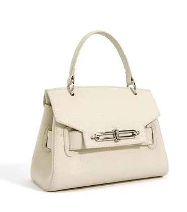 Stylish Women's Leather Handbag for Everyday Use and Travel