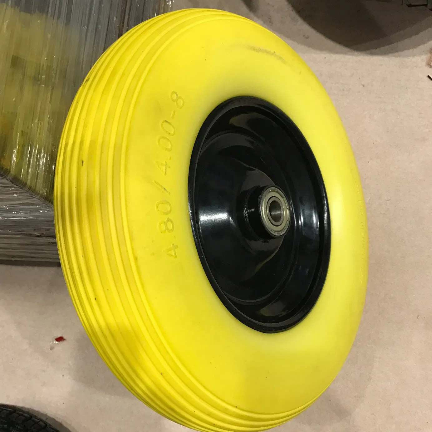 China Cheapest Wheel Barrow PU Wheel