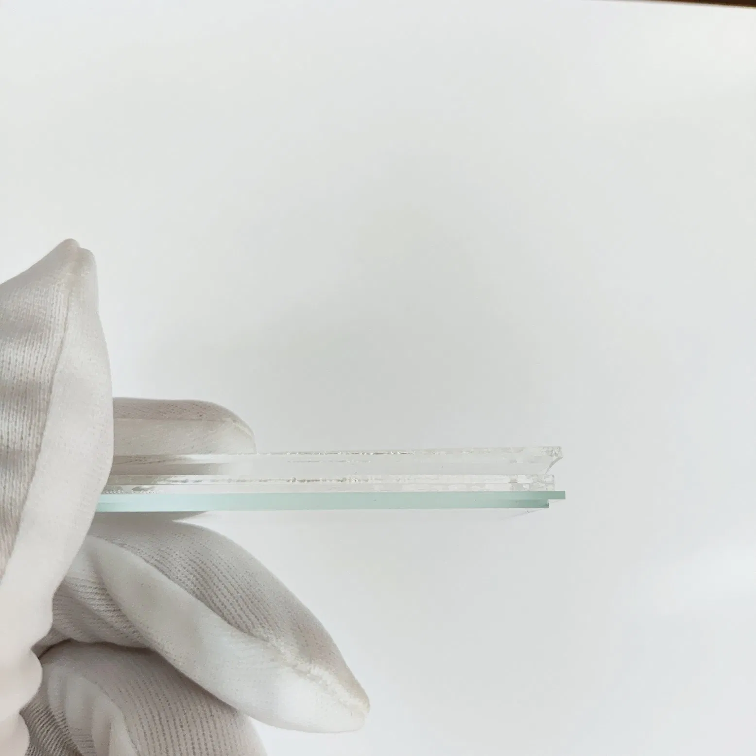 High-End High Aluminium Ultra Clear Float Glass for Laboratory/Microscope Slide