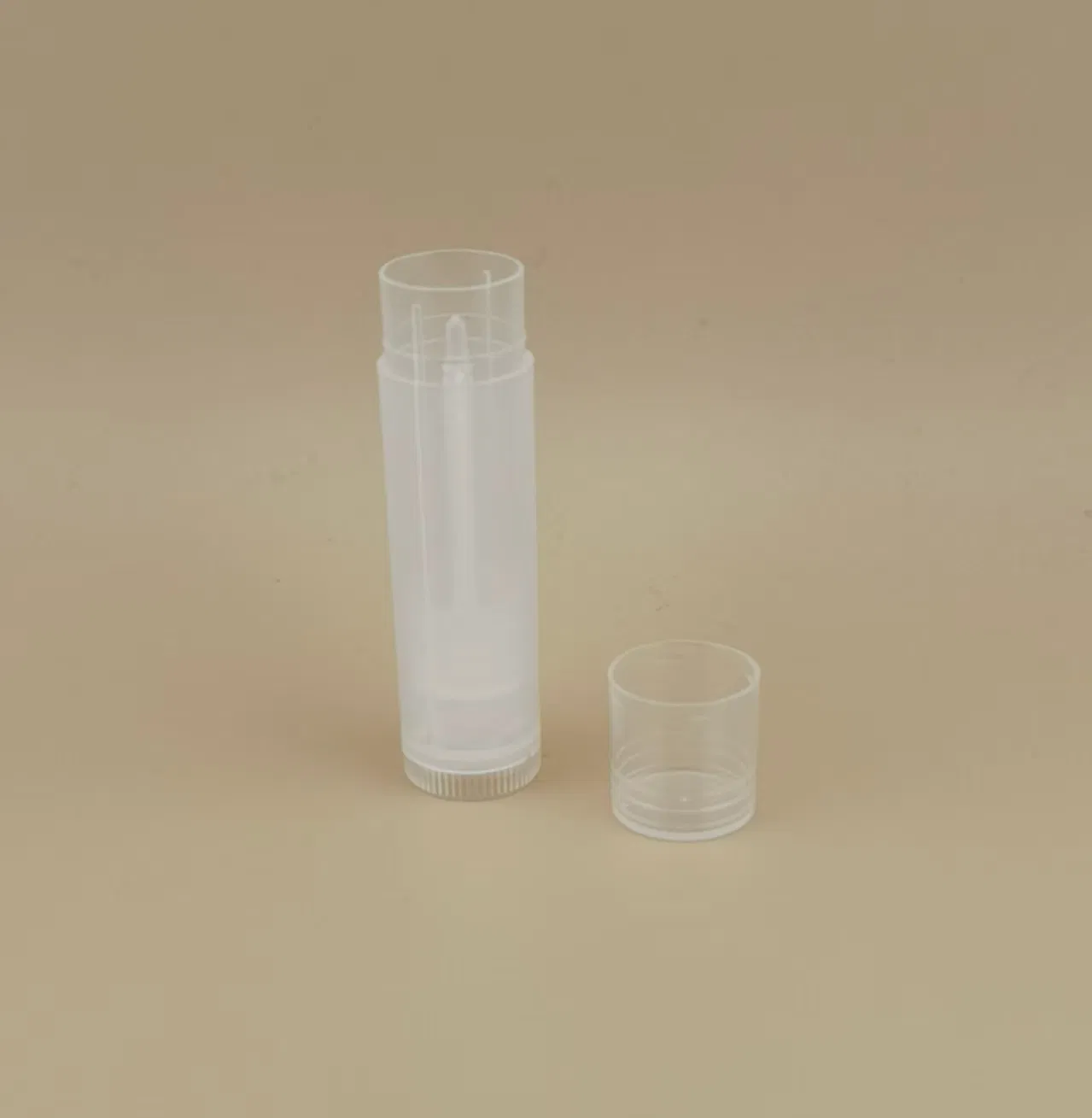 Small Smooth Clear Lip Balm Packaging for Lipsticks