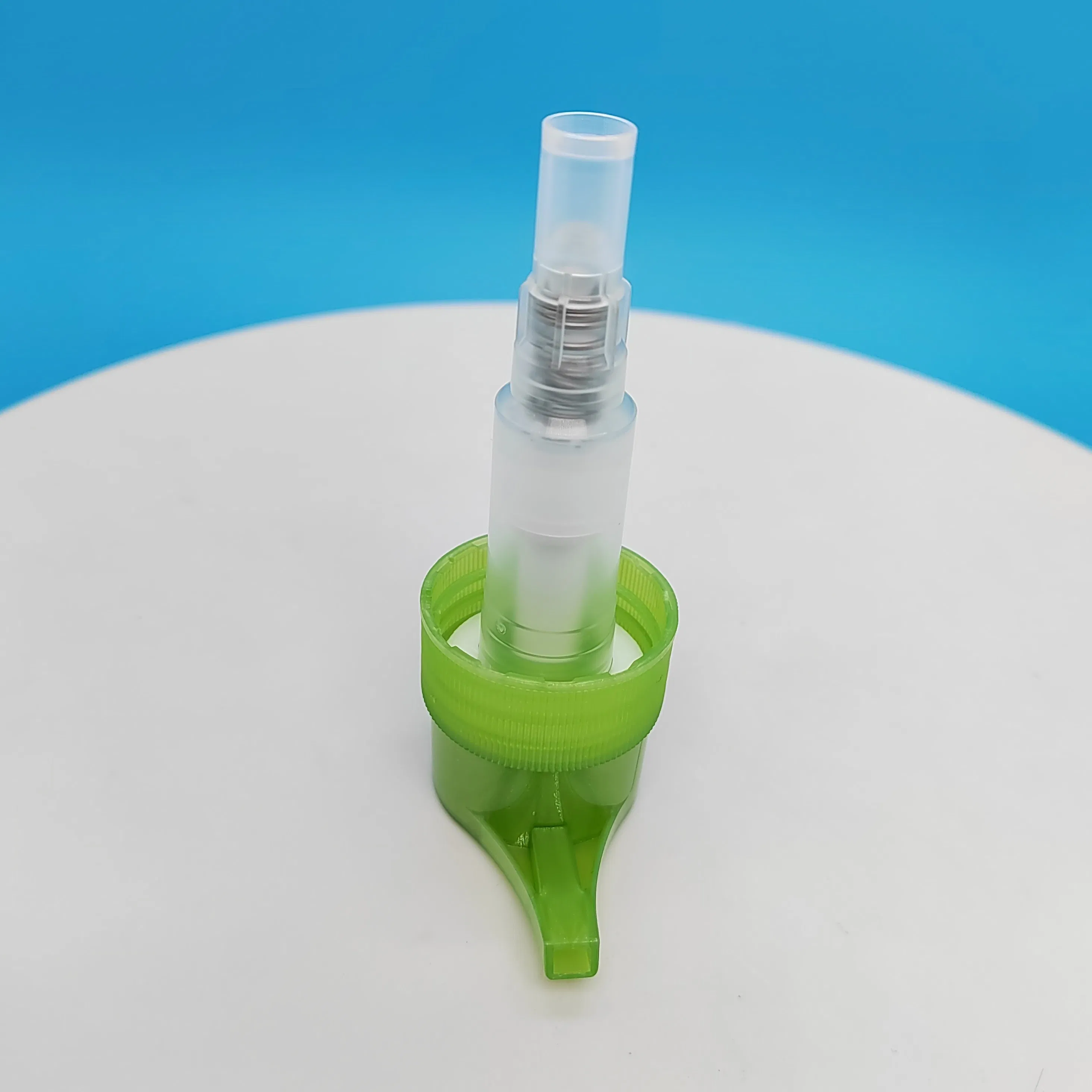 Personal Grooming 33/410 Shampoo Shower Gel. Plastic Hand Press Pump