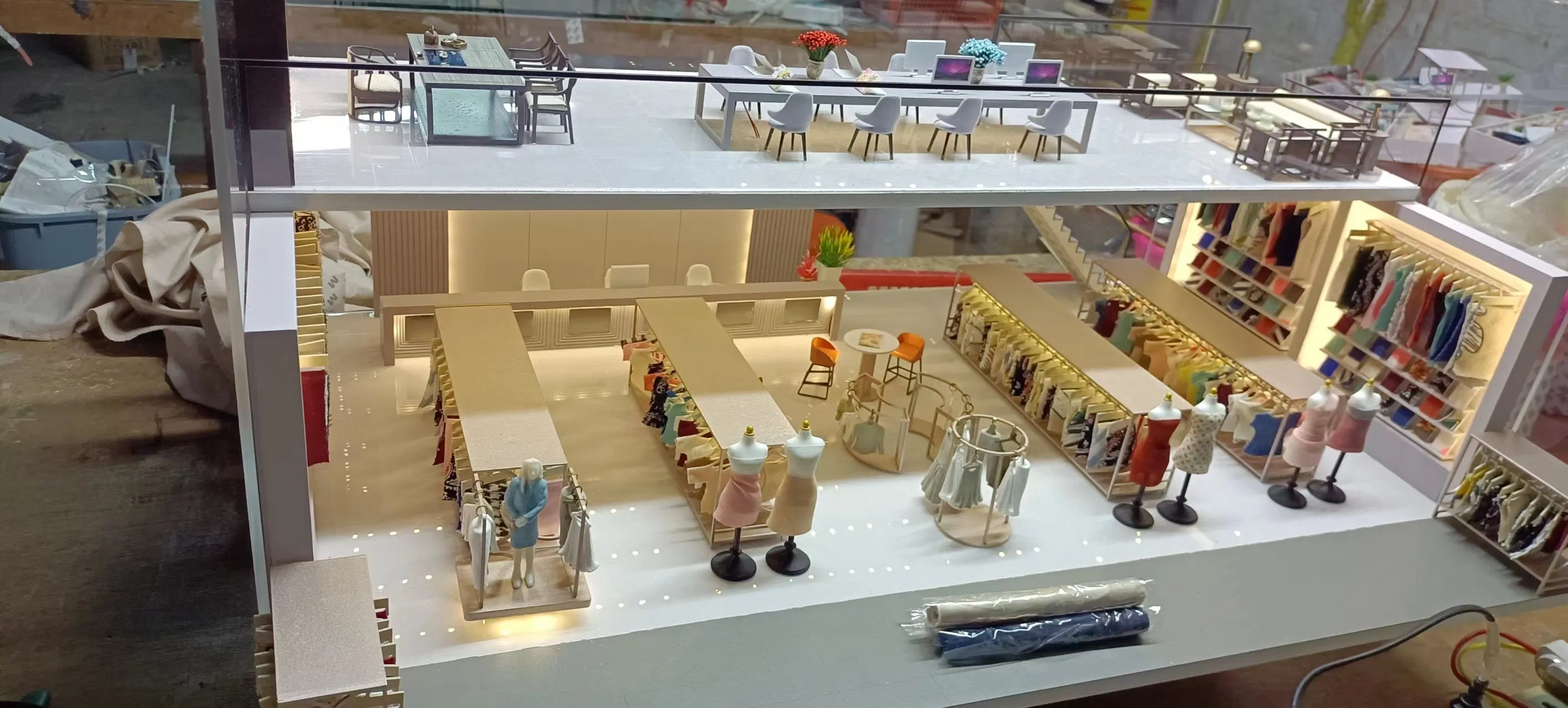 Commercial Store Space Decoration Interior Scale Model, Highly Restored Floor and Wall Decoration Details