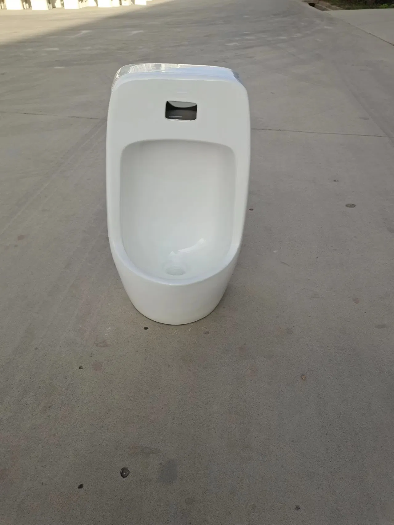 Modern Design Hot-Sale Wall Hung Urinal for Kids