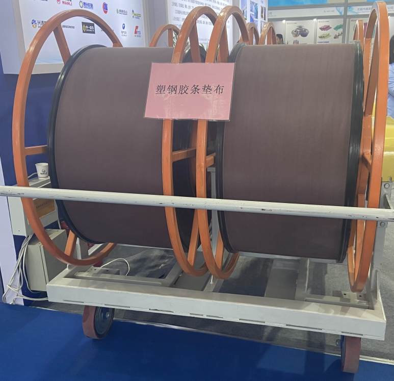 Tire Industry High Quality Smooth Textured HDPE Geomembrane Liner Fabric for Protection