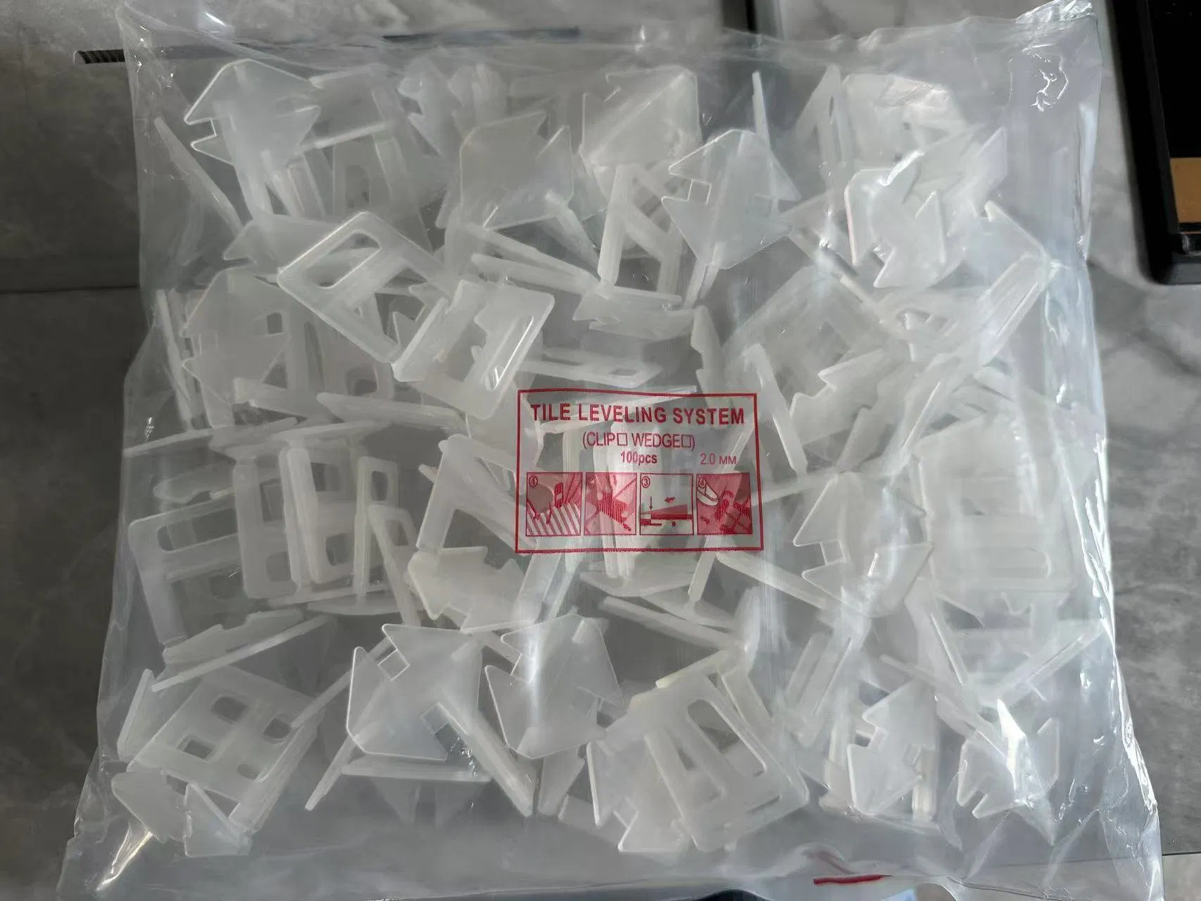 Premium 2.0mm Thickened Tile Leveling System Clips for Wholesale