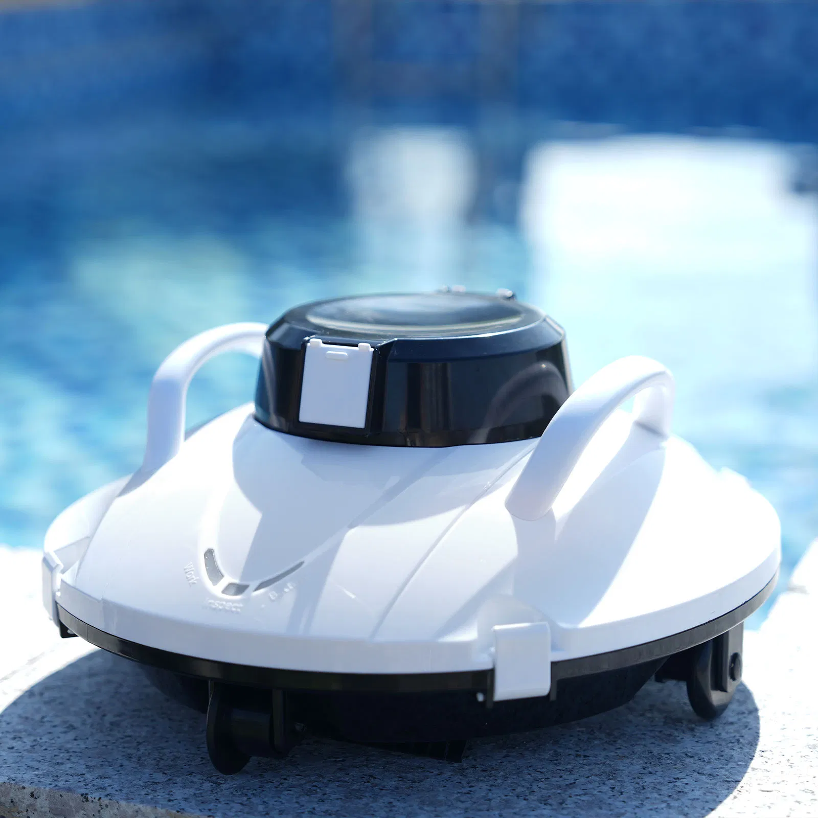 Cordless Pool Vacuum Swimming Pool Robot Cleaner Last 100 Mins Pool Cleaning Robot for The Bottom of The Pool