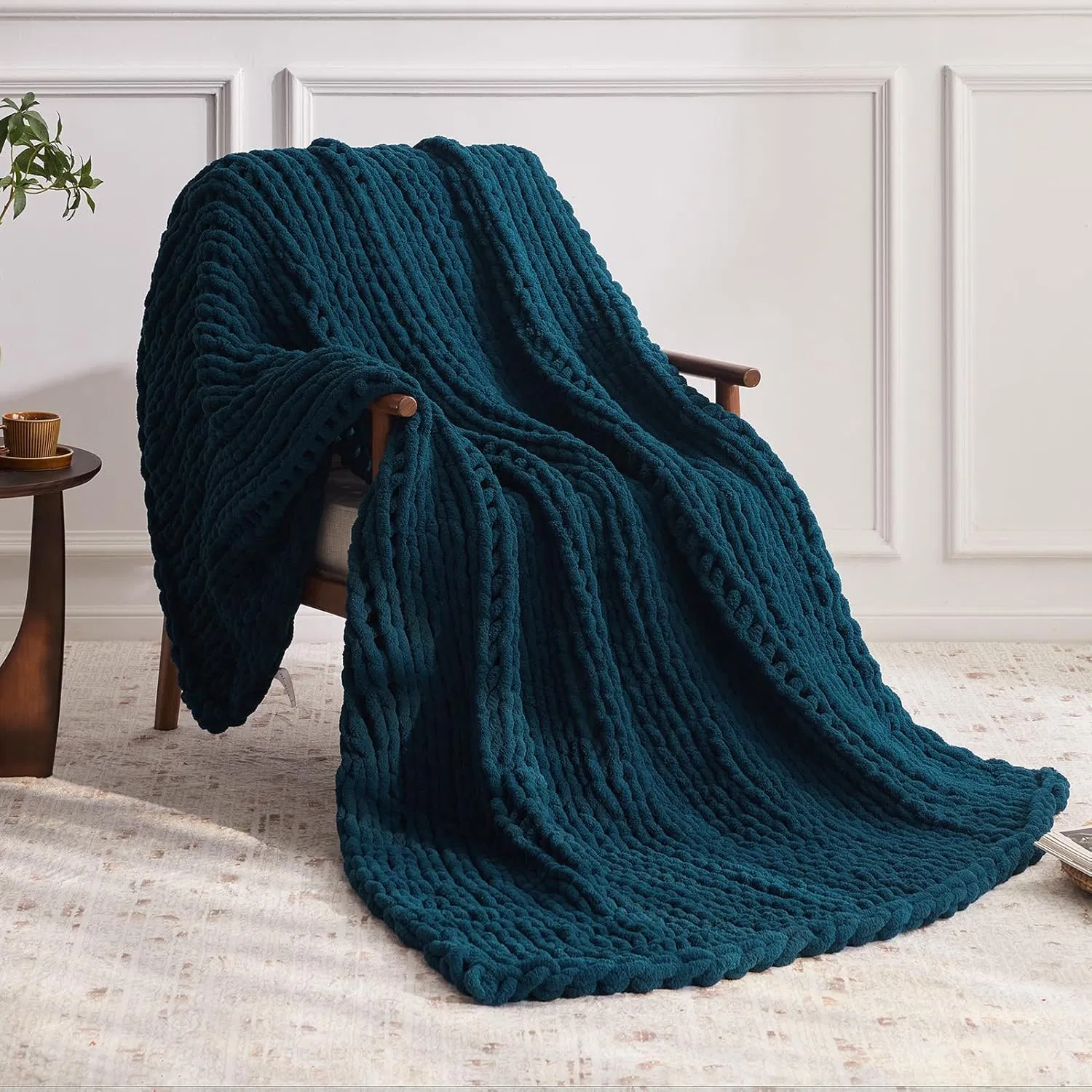 Luxury Chunky Knit Blanket Throw, Handmade Thick Chenille Yarn Throw