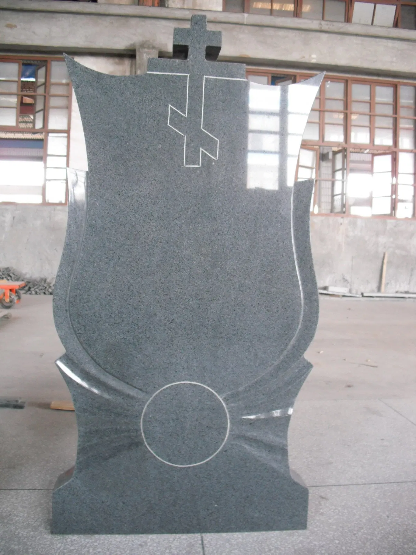 Professional Customized Russian Monuments G654 Granite European Style Tombstone