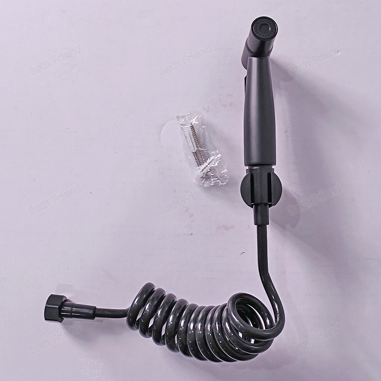 Matte Black Brass Wall Mounted Bidet Spray Gun Bathroom Accessories Wc Toilet Bowl Bidet Faucet