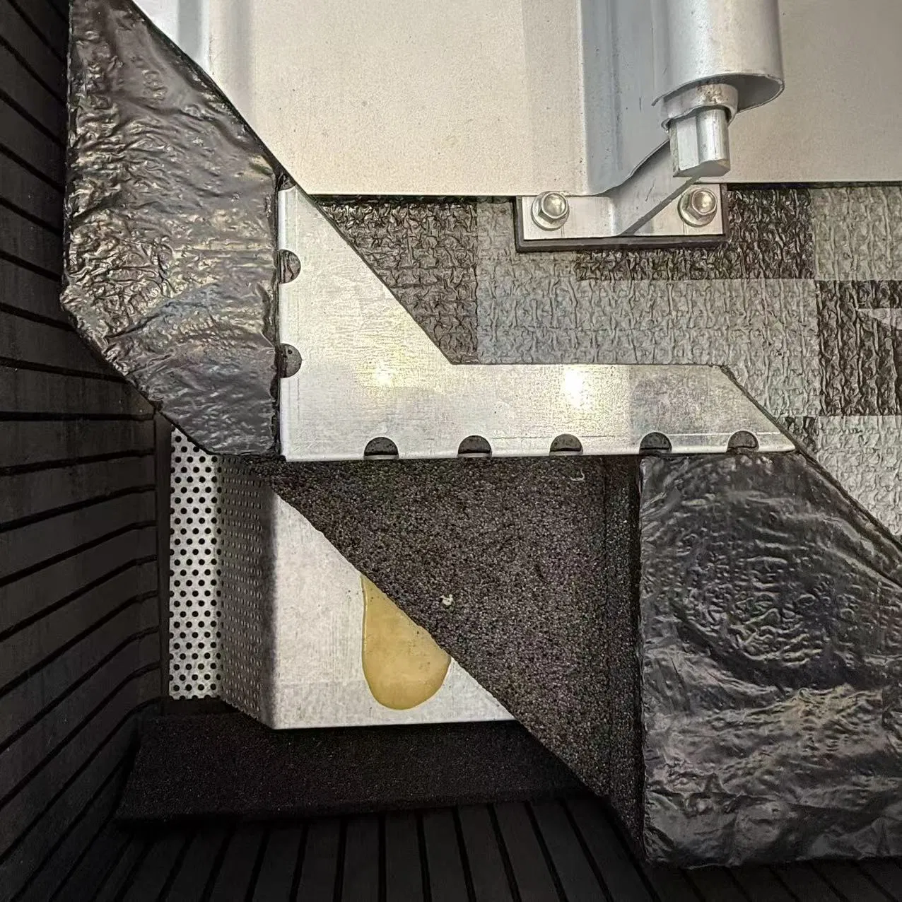 Cheap Price Vibration Absorption Porous Glass for Construction Needs