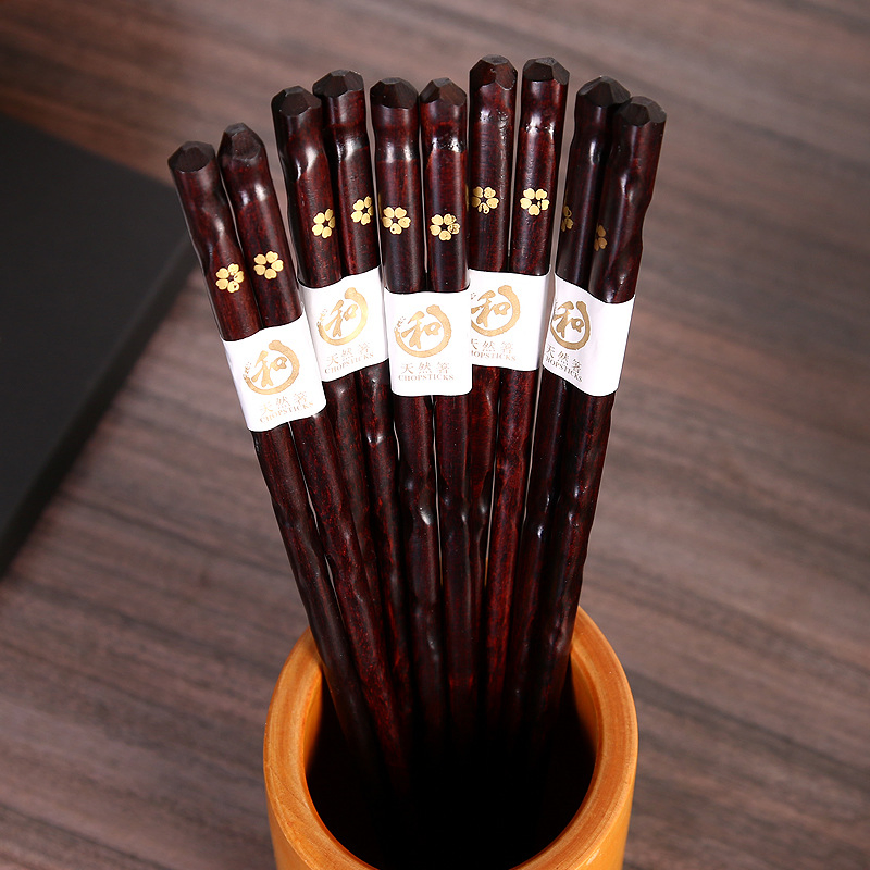 Custom Anti-Shake 23cm 5pairs Vietnam Twisted Bamboo Shaped Wood Chopsticks in Gift Box Storage Case