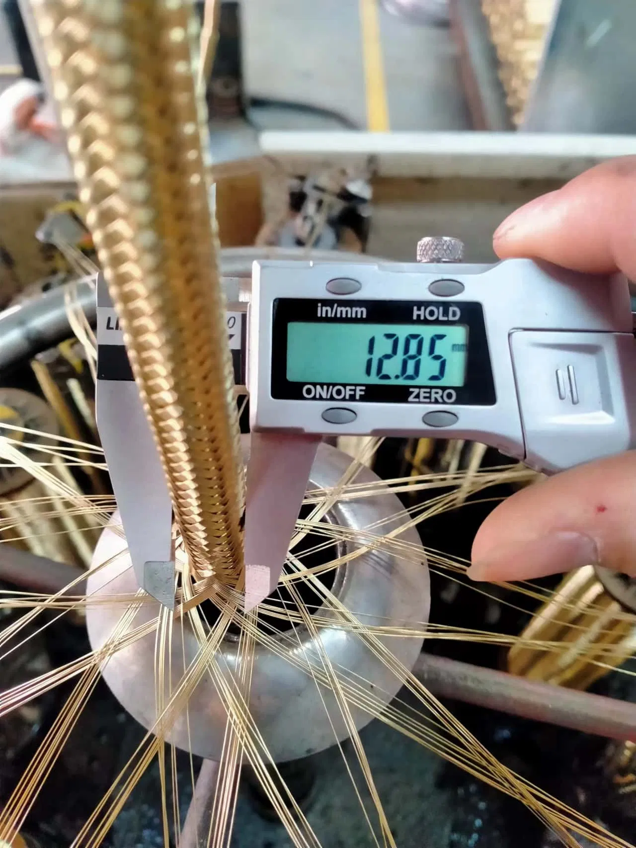 Flexible Rubber Hose for Brushcutter - Perfect for Garden Maintenance