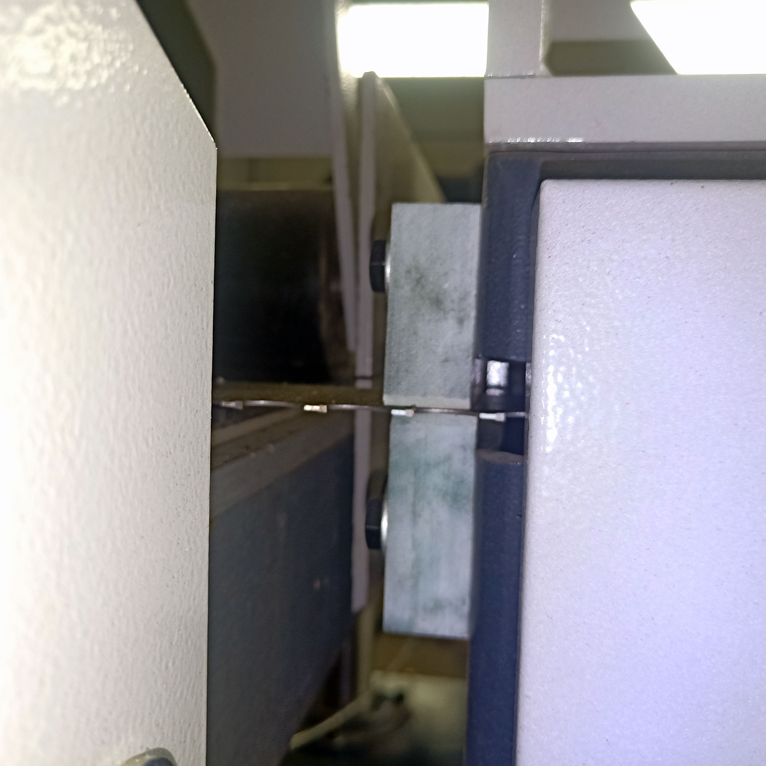 Станок ленточнопильный горизонтальный многопильный 2-6 пил MJ400