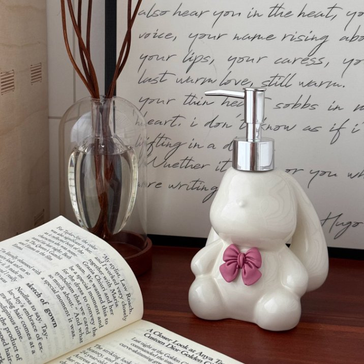Bathroom Ceramic Hand Soap Bottle, Home Bathroom High-Quality Shampoo, Shower Gel, Lotion Pump Dispenser Bottle, Rabbit Dispenser Bottle