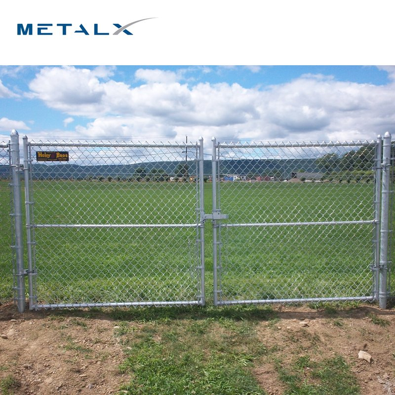 Security Diamond Hole High Quality and Low Price Wholesale Chain Link Fence