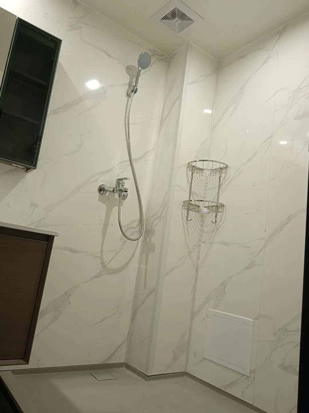SMC One Piece Bathroom Pod Scientific Lighting + Safe Anti-Slip Bathroom Selection Complete Bathroom