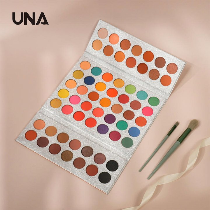Wholesale High Quality Matte Look Eyeshadow Customize Eyeshadow Palette Private Label Highly Pigmented