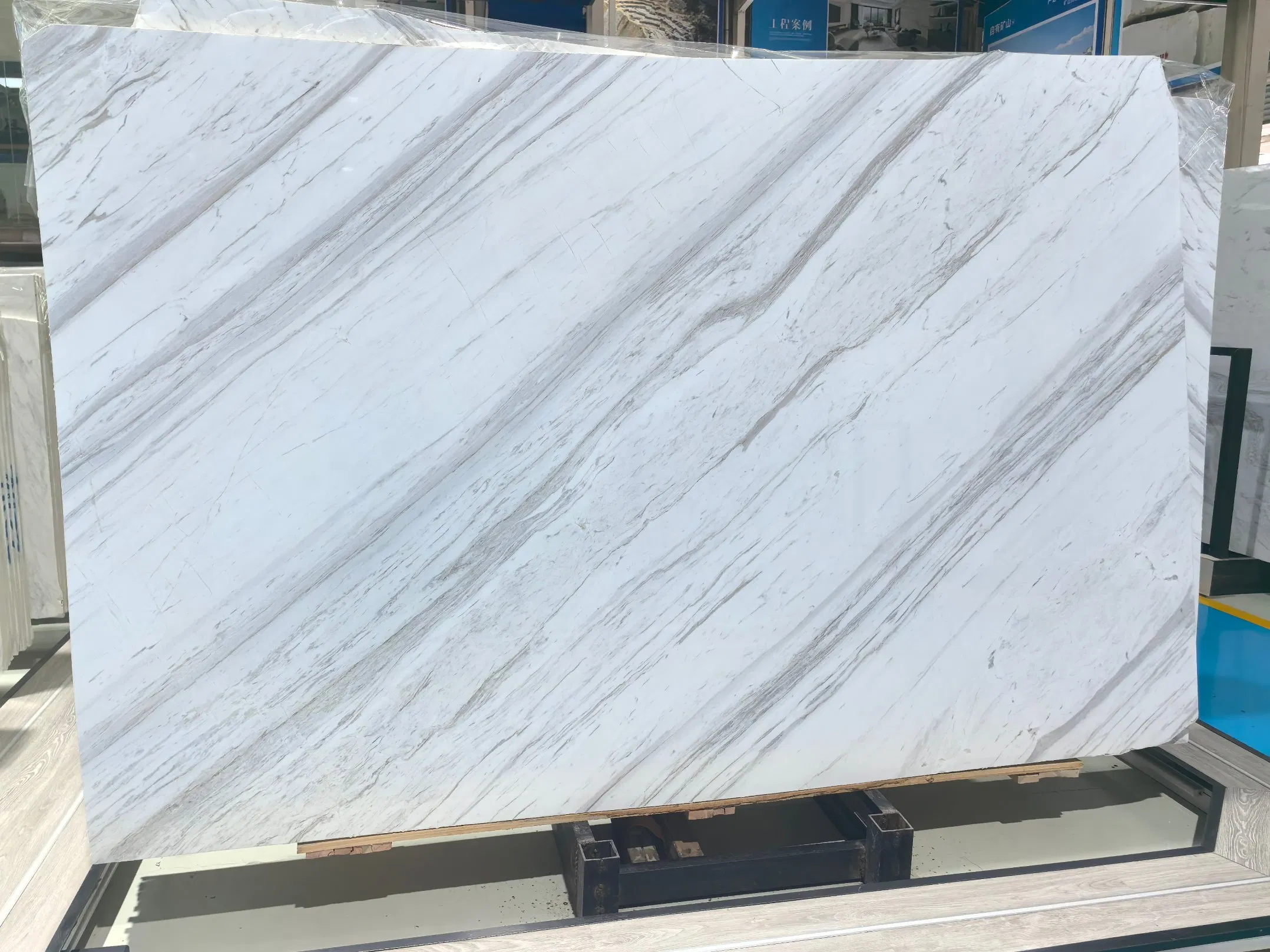 White Marble Slab Supplier Volakas White Bookmatch Grey Veins