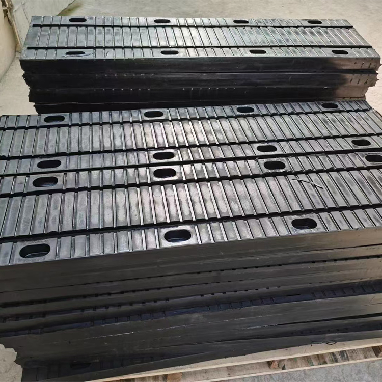 High Quality Customizable Panel Rubber Expansion Joints for Bridge Features