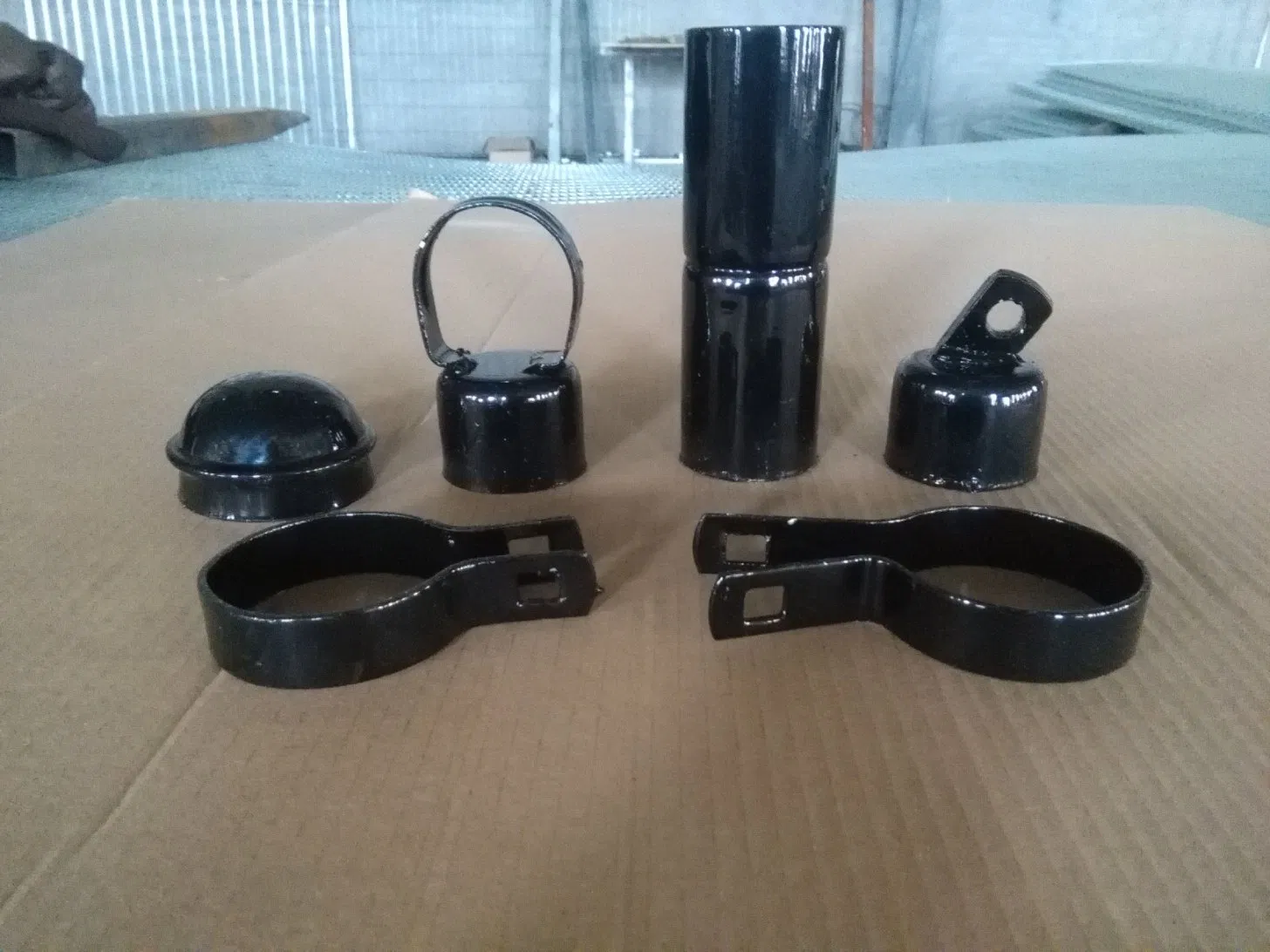 Galvanized or PVC Coated Black Cyclone Fence Chain Link Fence