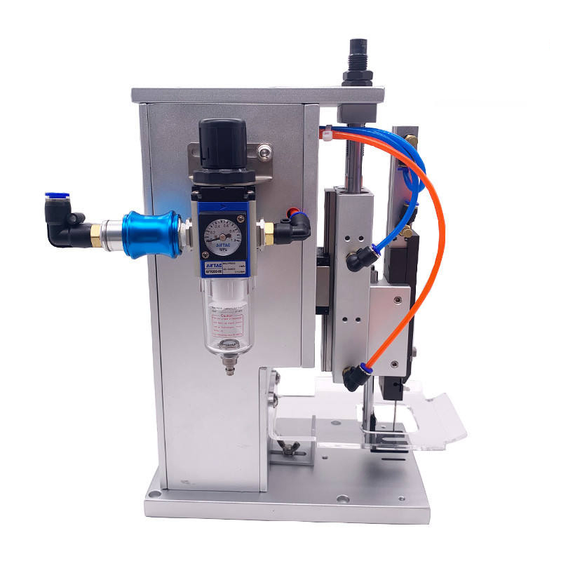 Машина для этикетировки носков 5209