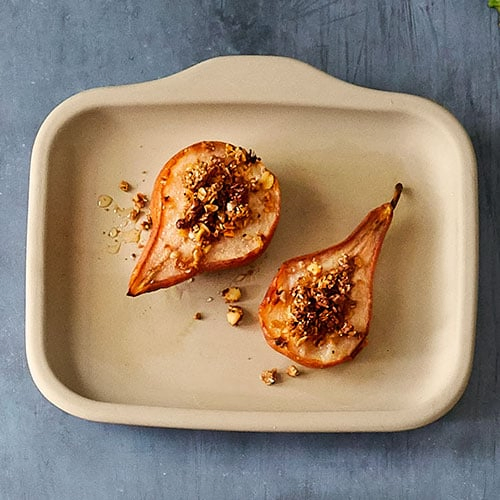 Durable Unglazed Stone Baking Tray for Home and Restaurant Use