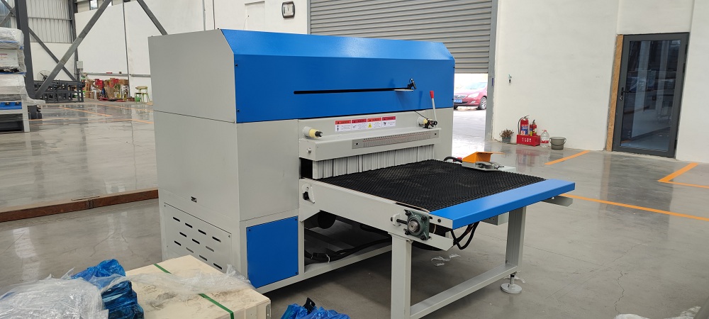 Ленточная пила автоматическая гидравлическая с ЧПУ