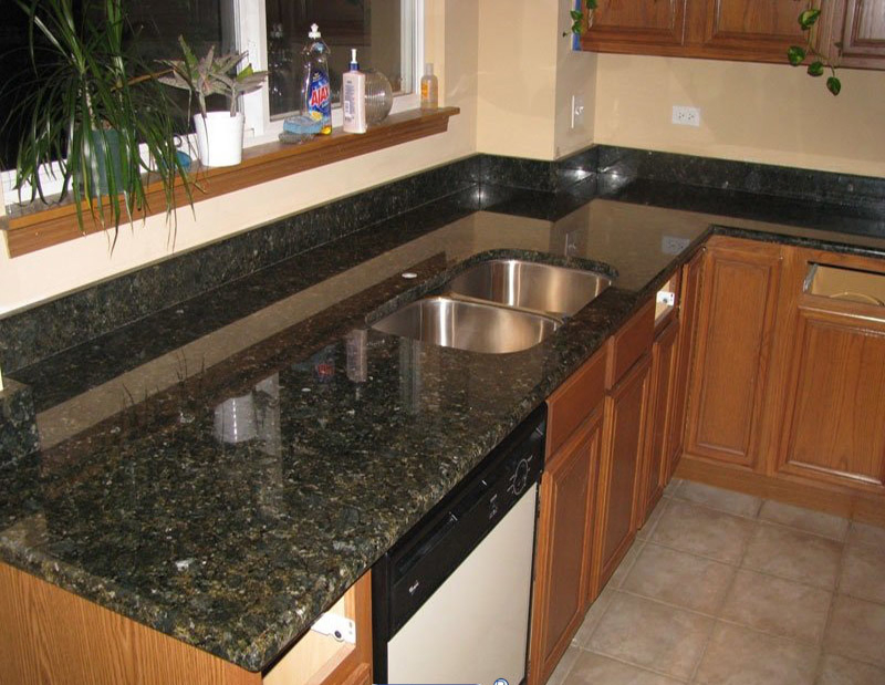 Green, Yellow, Gold Ubatuba Granite Kitchentops Countertops for Bathroom Vanity Tops