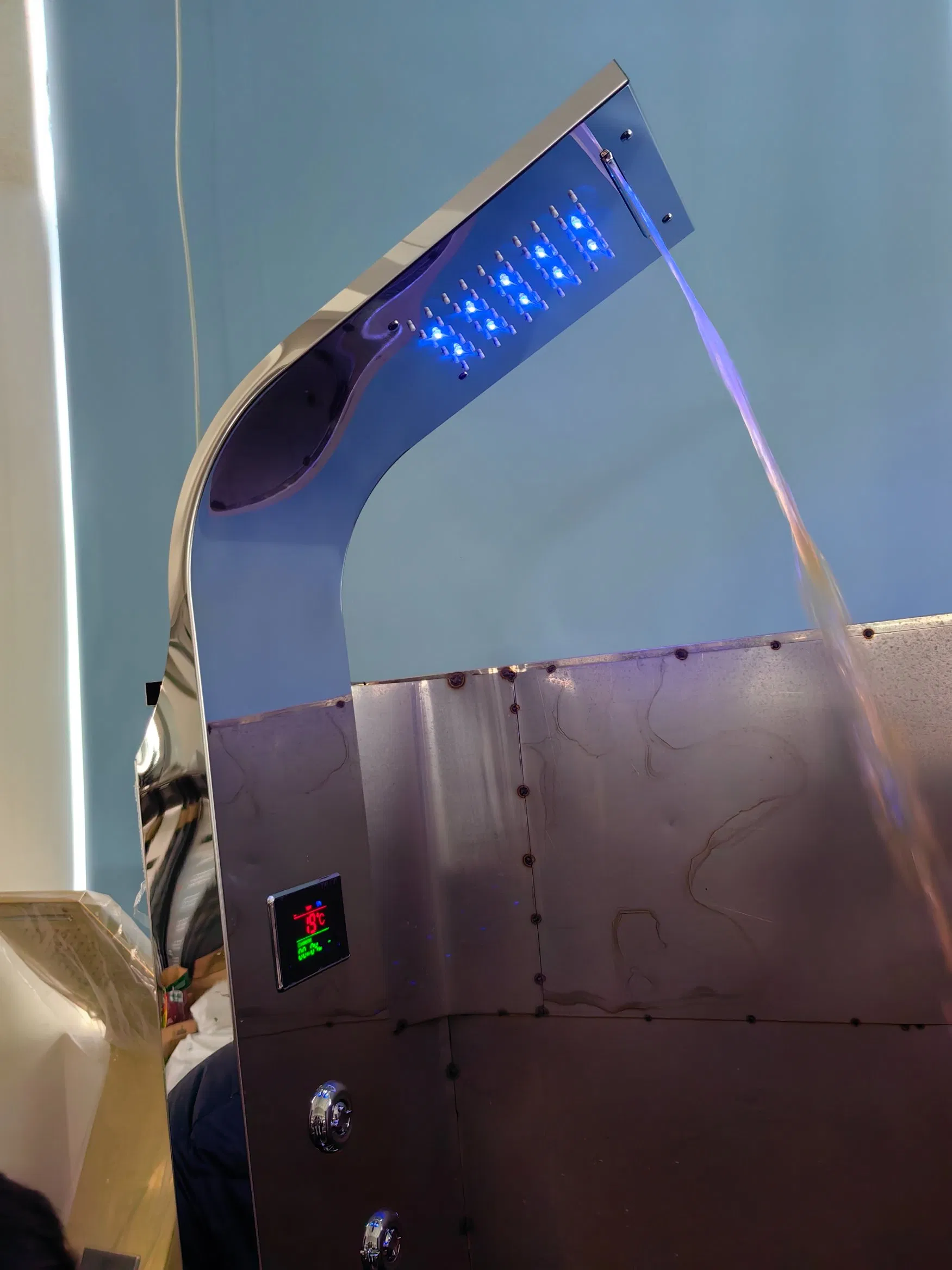 Ec-1023 Stainless Steel Wall Mounted SPA Massage Waterfall with Light