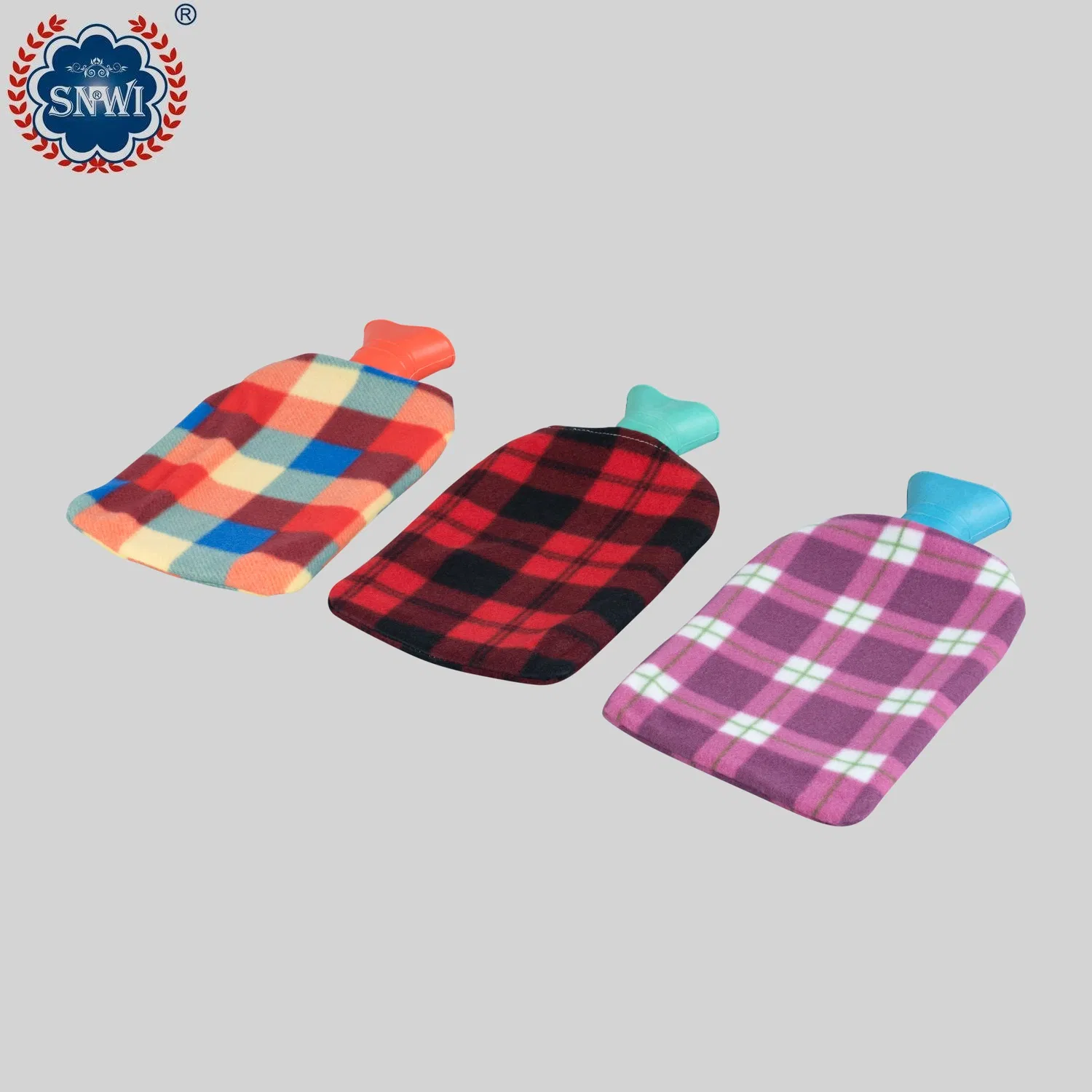 Wholesale High Quality Mini Rubber Hot Water Bottle Bag with Fleece Cover