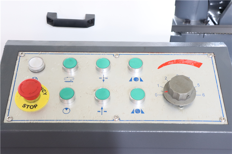 Станок ленточнопильный GH4220/GH4228/GH4230