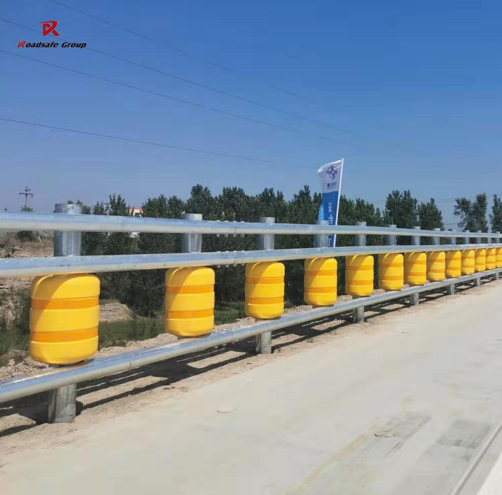 2025 EVA Plastic Metal Traffic Crash Safety Barrier Roller for Highway Roadsafety