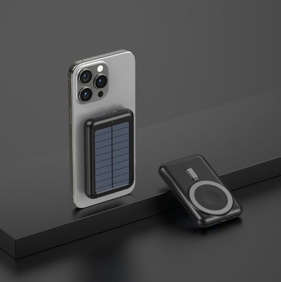 2in 1 Magnetic Wireless Fast Charger Portable Solar Mobile Power Bank Charger