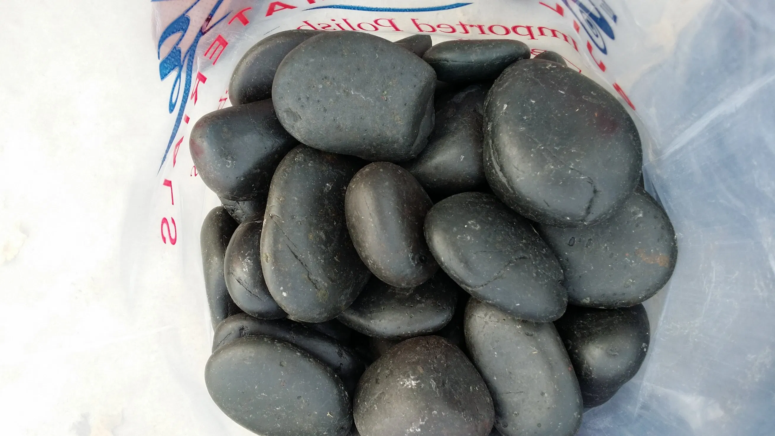 Nature Stone Grey Black White Yellow Polished Pebble Stones