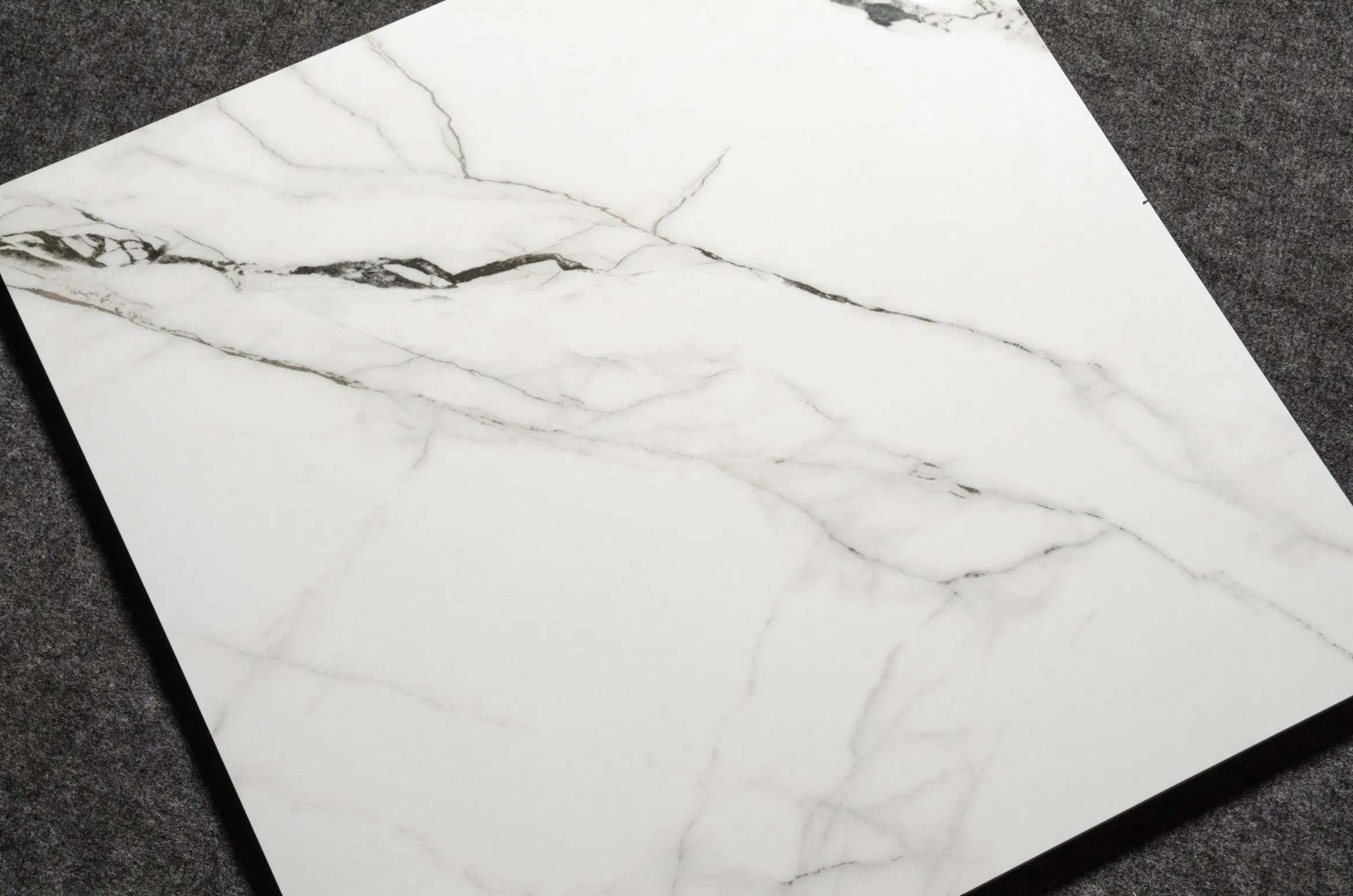 Полированная керамогранитная плитка 600x600 мм для пола и стен