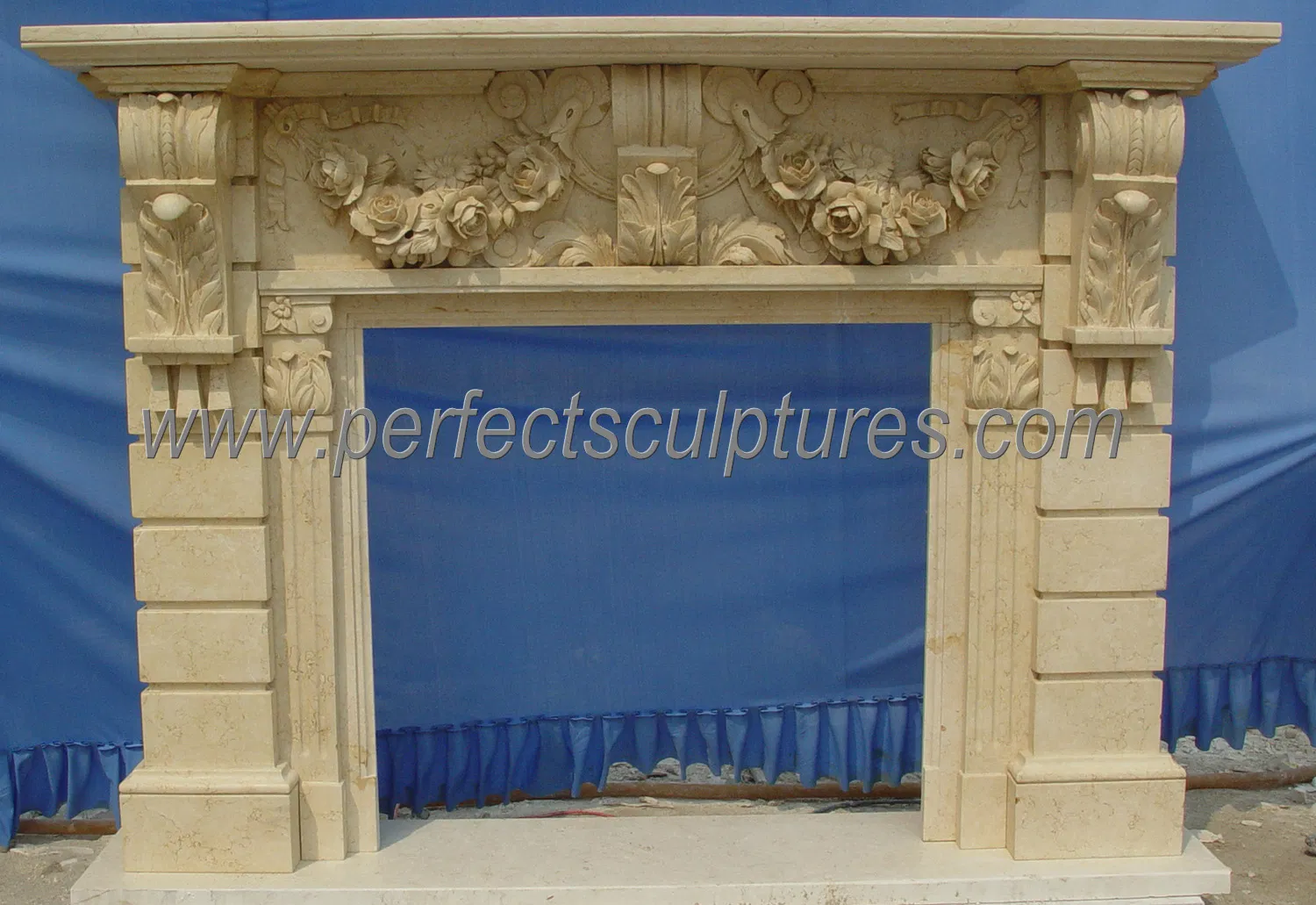 Камин электрический из египетского известняка с резьбой