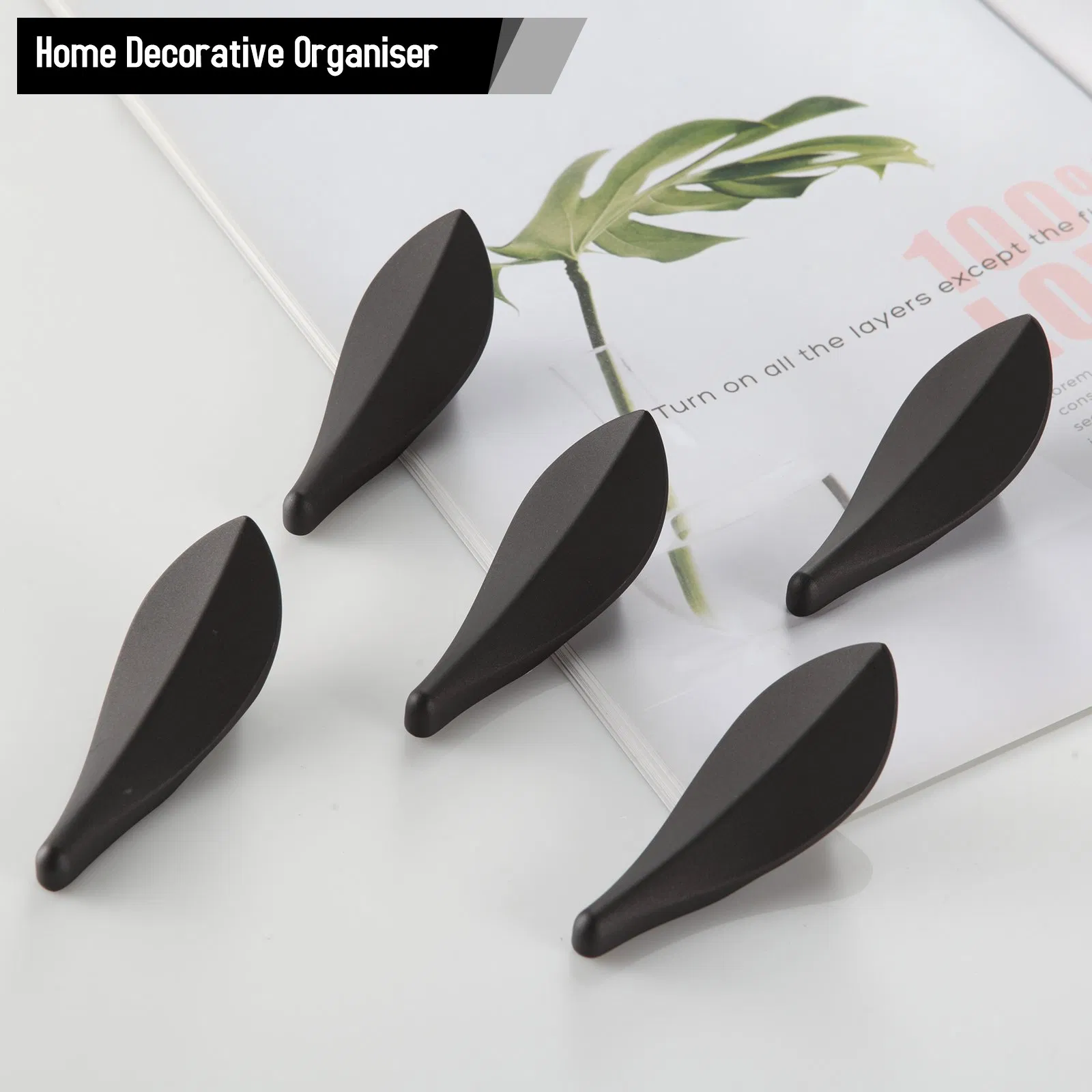 Настенный крючок для одежды Leaf Black