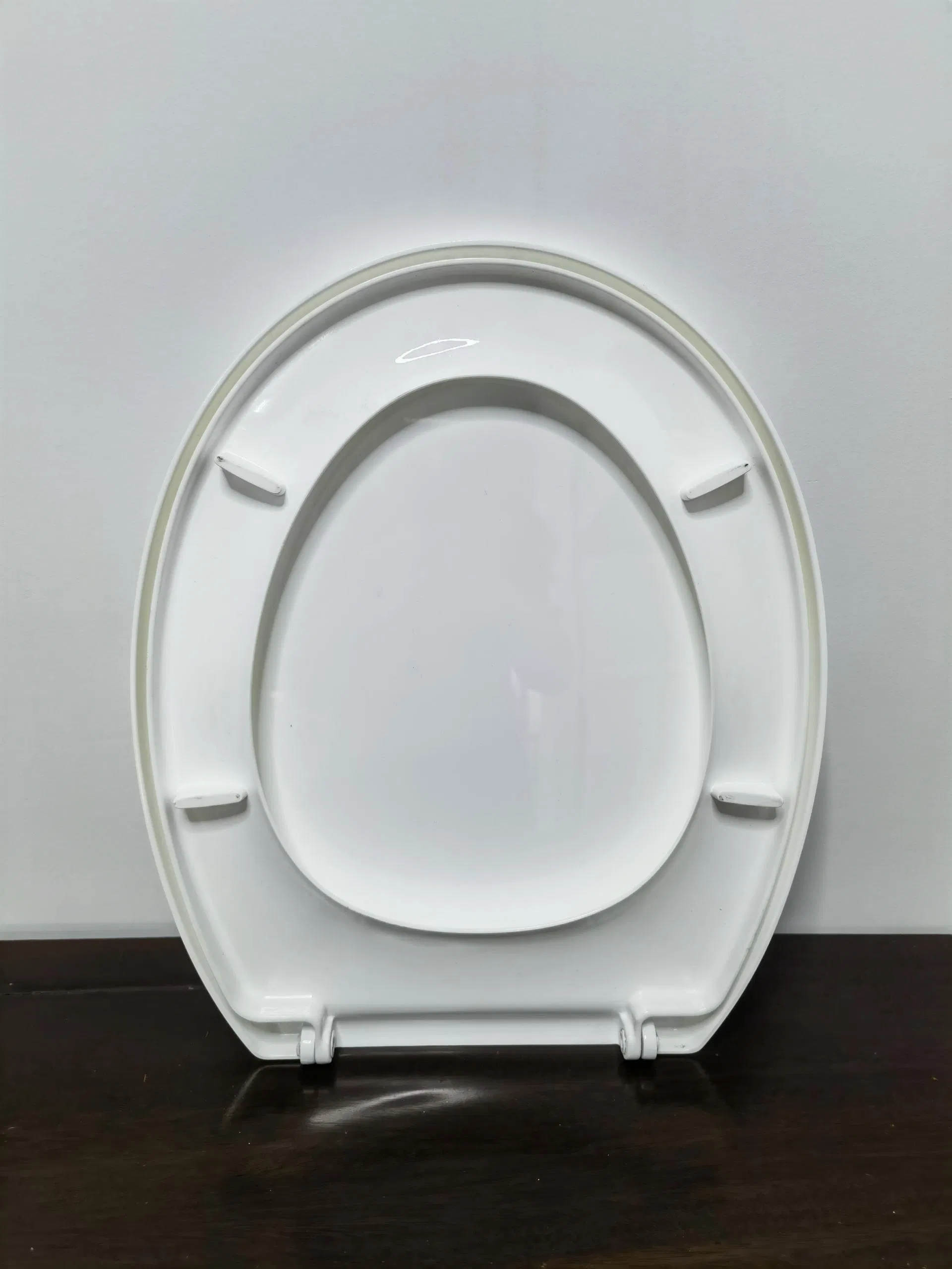 BSCI Audited UF Toilet Seat Factory 500 MOQ Custom Logo Slow-Close Hinges