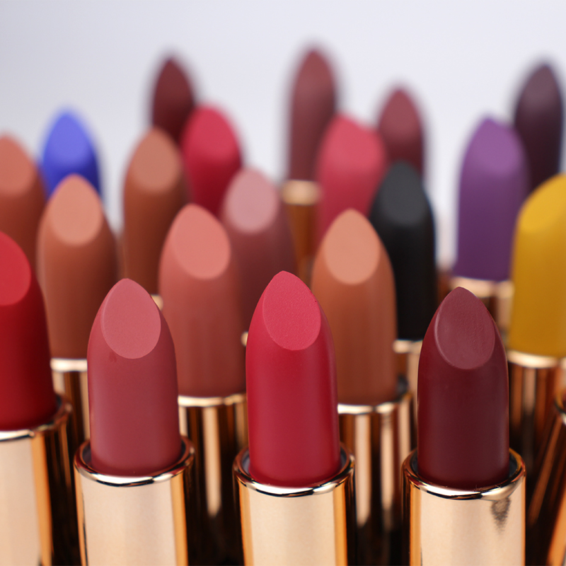 Black Gold Magnetic Tube Packaging Private Label Vegan Matte Nude Lipstick